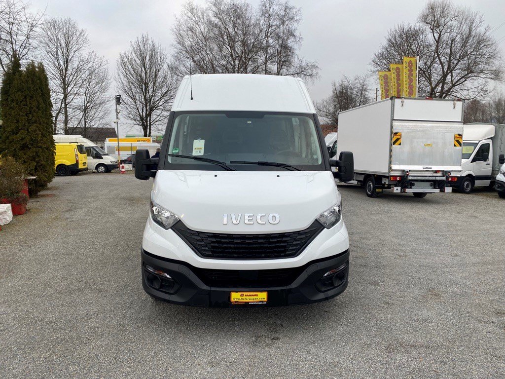 IVECO DAILY 35 S 14 L3H2 6 Plätze mit Anhängerkupplung 3.5, Diesel, Second hand / Used, Manual - 4