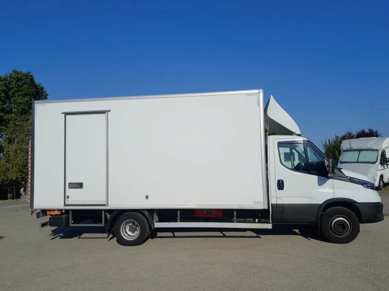 IVECO Daily 70 C 21A8 K.-Ch. 4350 3.0 HPI 210, Diesel, Occasioni / Usate, Automatico - 2