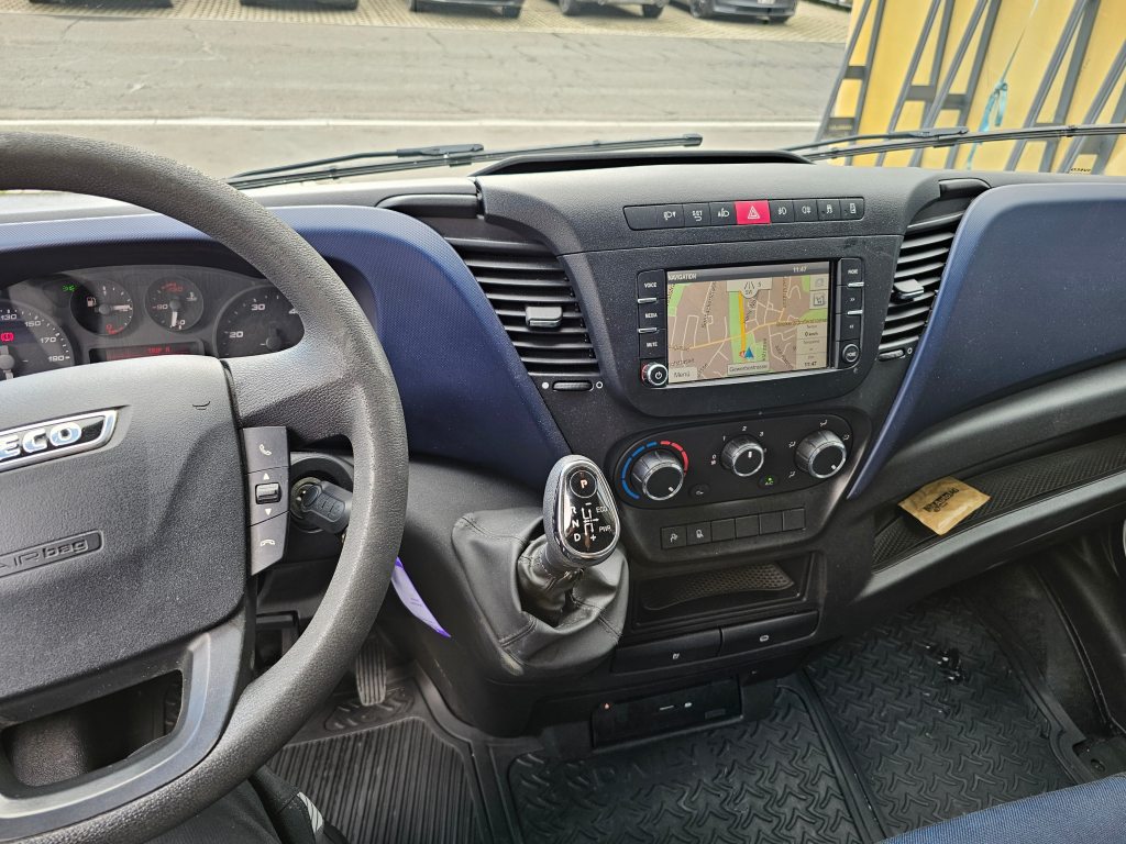 IVECO DAILY 35S21V 3.0, Diesel, Occasion / Gebraucht, Automatik - 7