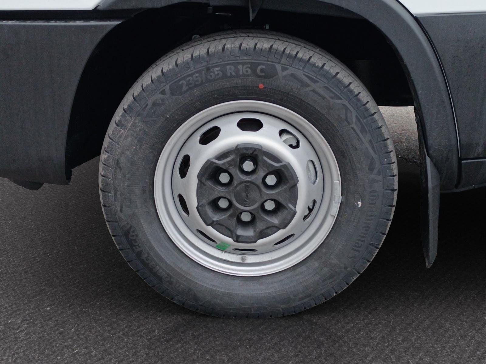 IVECO Daily 35S16A8V Kaw. - 3520L, Diesel, New car, Automatic - 7