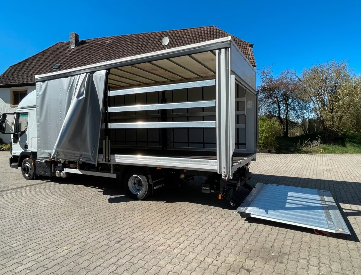 IVECO Eurocargo ML80E21 Schiebeplane mit Ladebordwand, Diesel, Voiture nouvelle, Automatique - 3