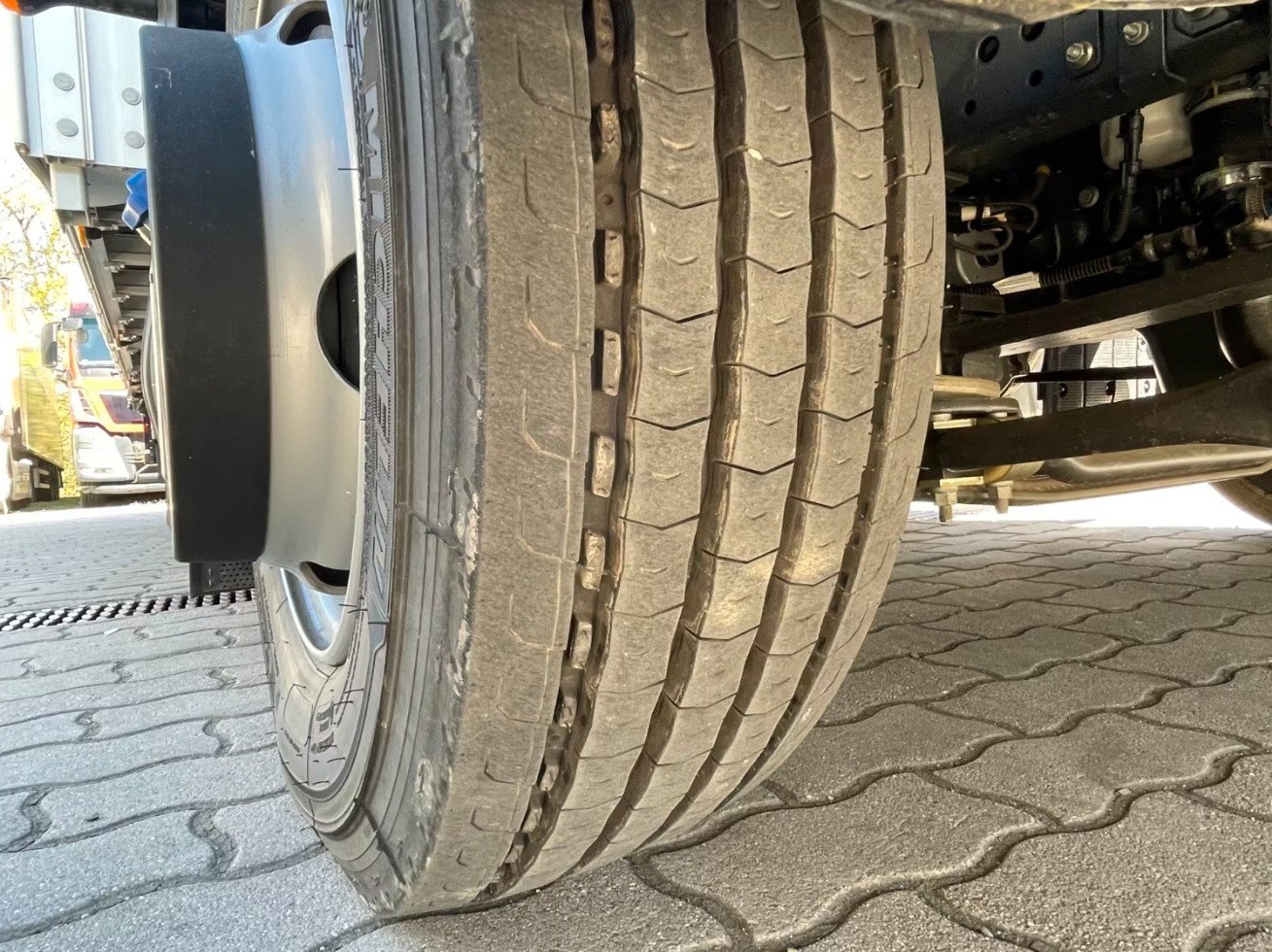 IVECO Eurocargo ML80E21 Schiebeplane mit Ladebordwand, Diesel, Voiture nouvelle, Automatique - 6