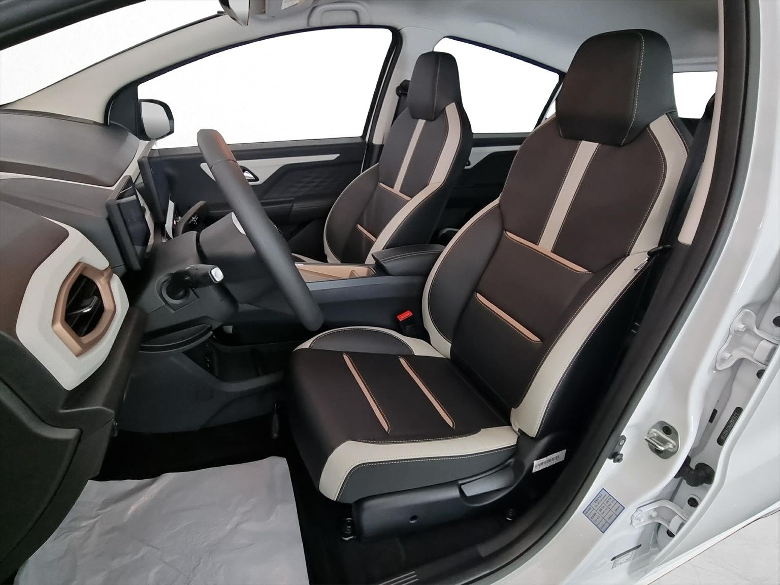 JAC e-JS1 Elektro 31kWh 330km Reichweite, Elektro, Neues Fahrzeug mit Tageszulassung, Automatik - 6