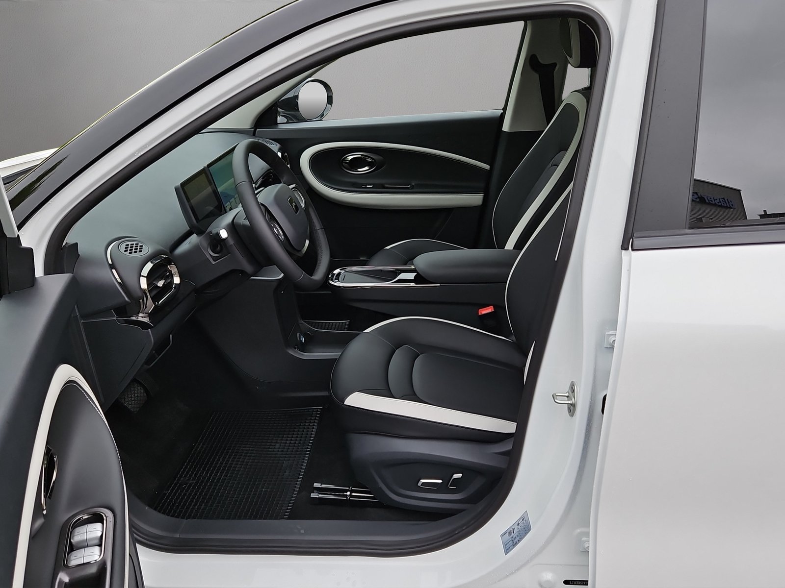 JAC E30X 41 kWh City, Electric, New car, Automatic - 5