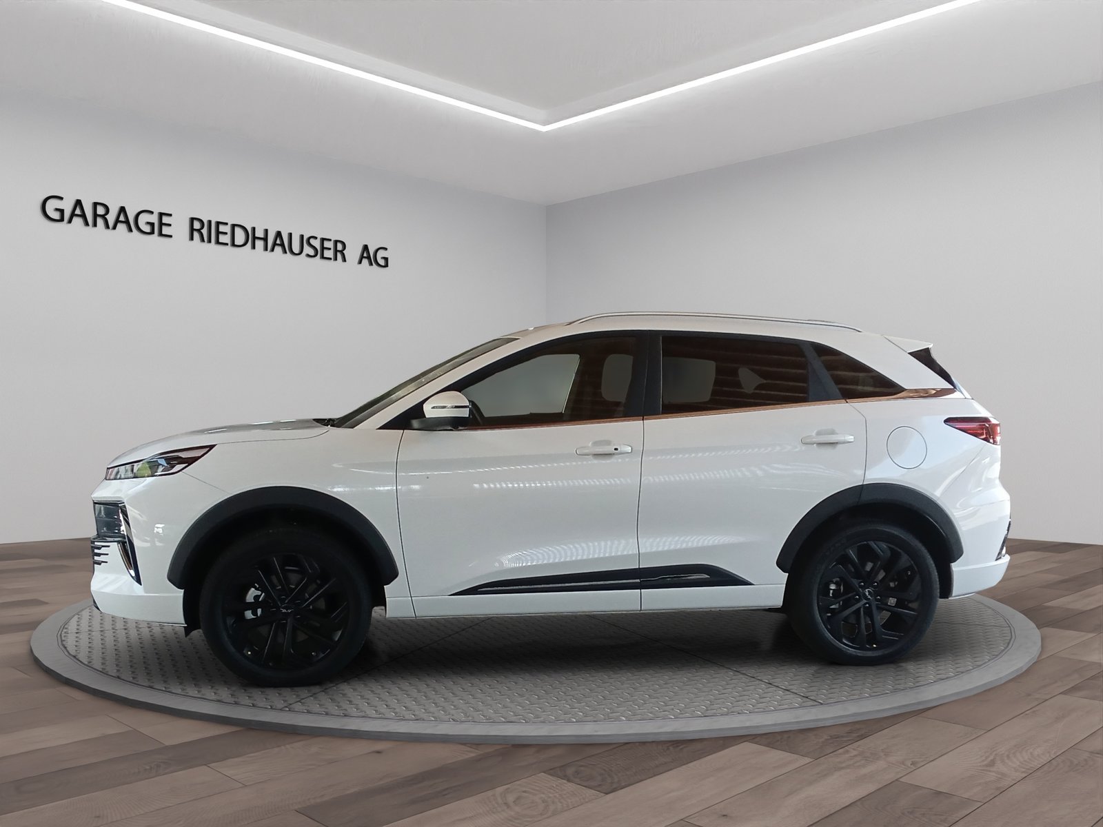 JAC JS6 Geländewagen 1.5 PHEV, Plug-in-Hybrid Benzina/Elettrica, Auto nuove, Automatico - 3