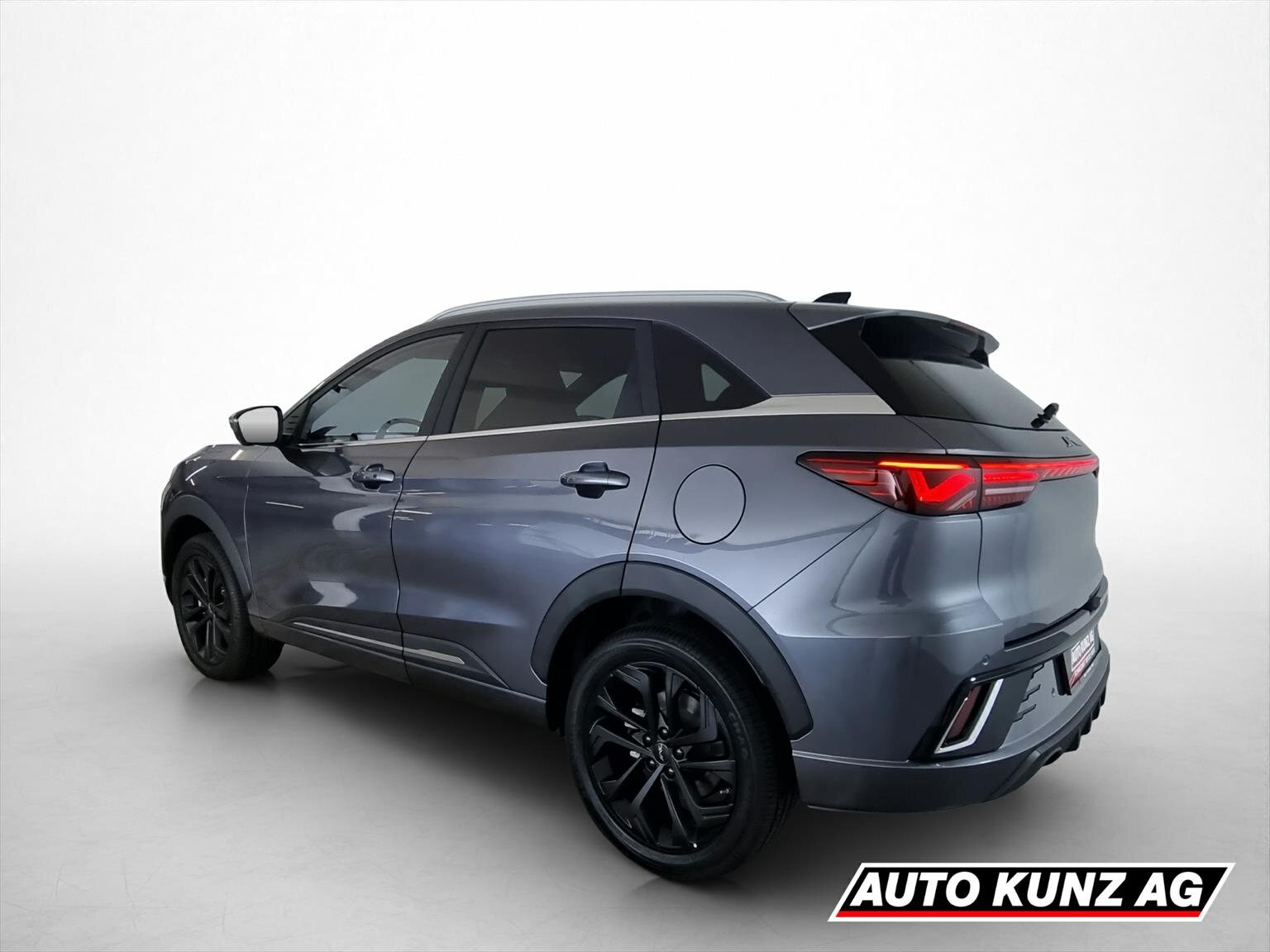 JAC JS6 PHEV, New car, Automatic - 4
