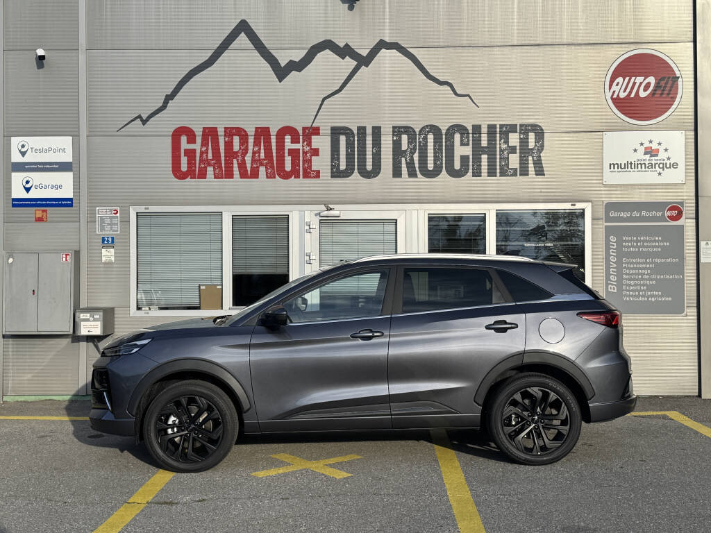 JAC JS6 1.5 PHEV, Plug-in-Hybrid Benzin/Elektro, Neuwagen, Automatik - 2