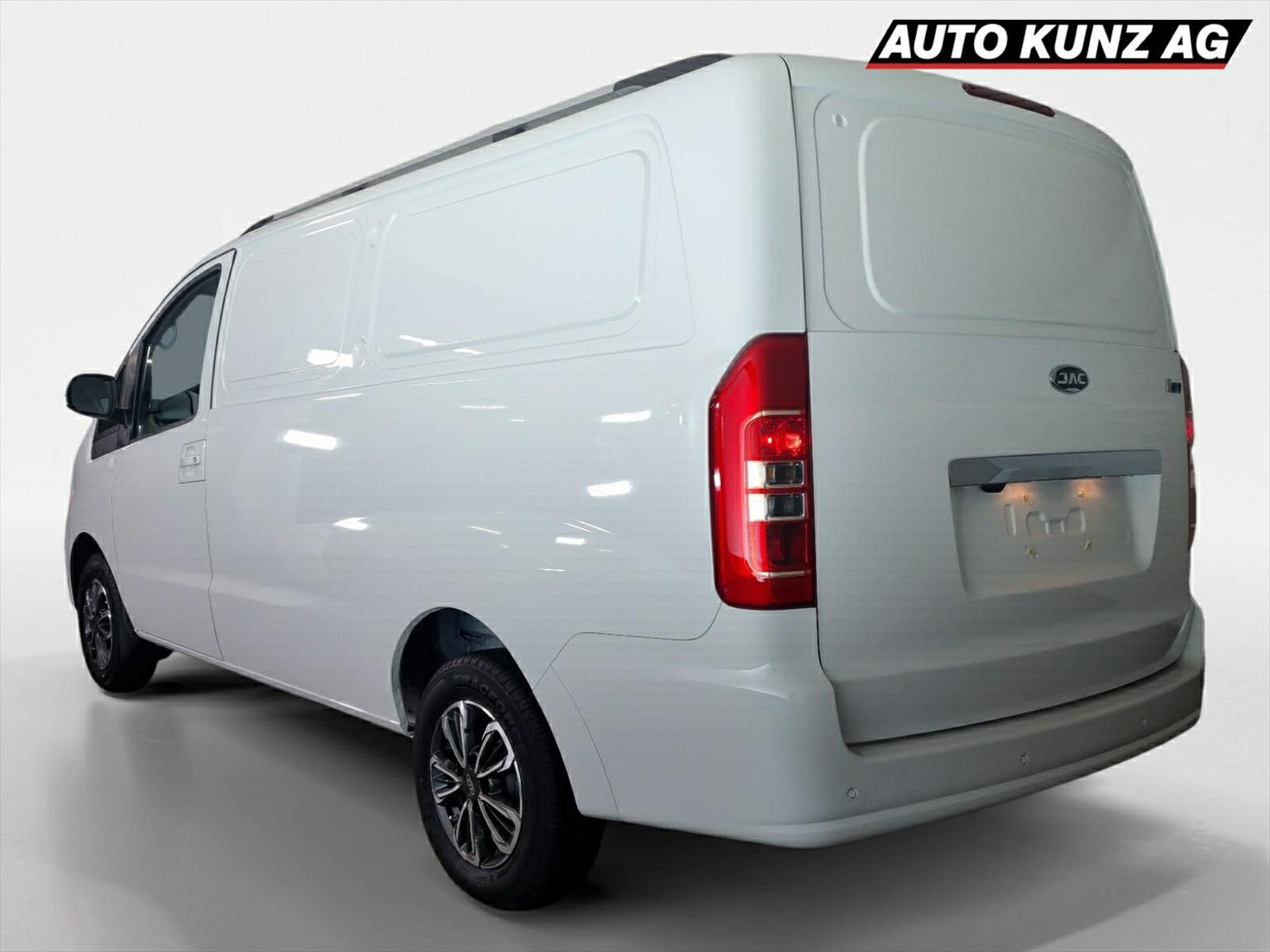 JAC M3EV Elektro Transporter 53 kWh L1H1, Elektro, Neuwagen, Automat - 2