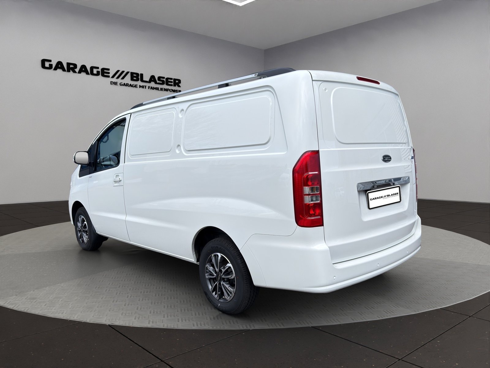 JAC M3ev, Electric, New car, Automatic - 4