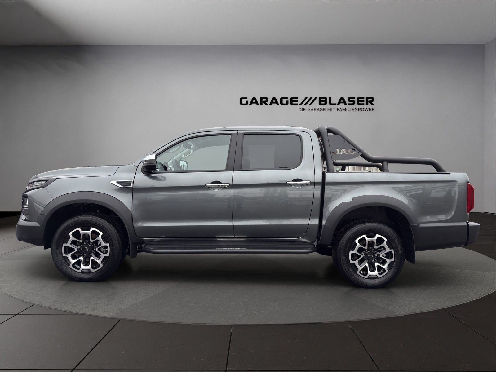 JAC T9EV 88kWh Advance 4x4, Electric, Ex-demonstrator, Automatic - 3