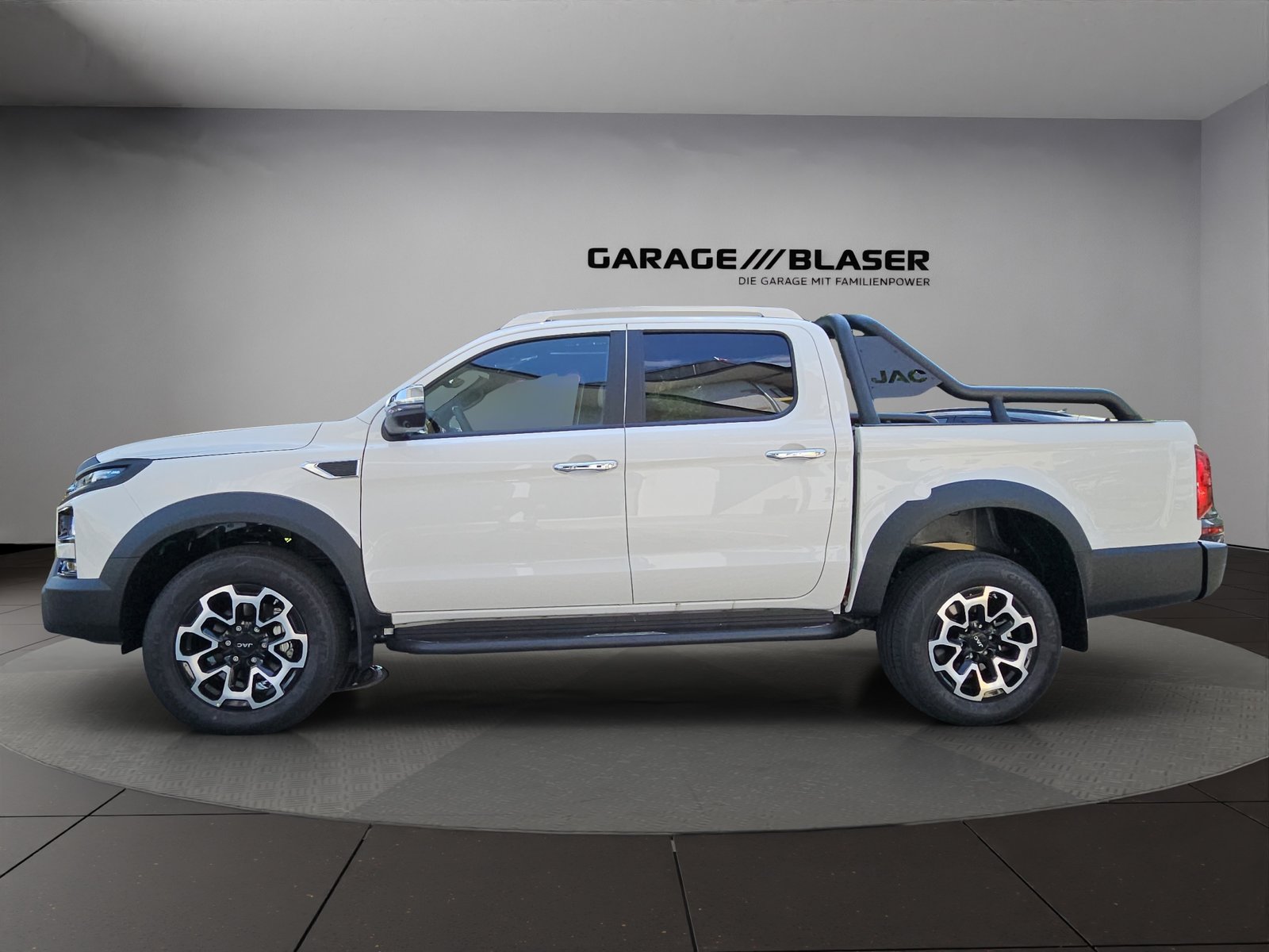 JAC T9EV 88kWh Luxury 4x4, Electric, New car, Automatic - 2