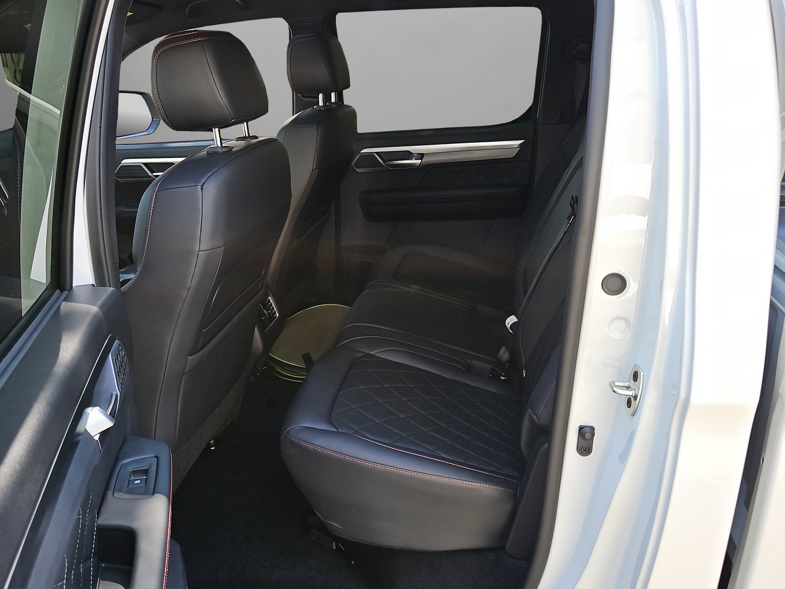 JAC T9EV 88kWh Luxury 4x4, Electric, New car, Automatic - 6
