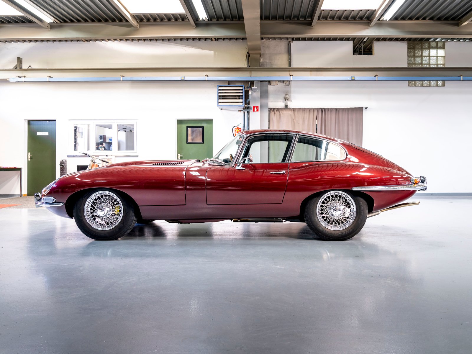 JAGUAR E TYPE 4.2 SERIE 1.5, Benzin, Occasion / Gebraucht, Handschaltung - 4