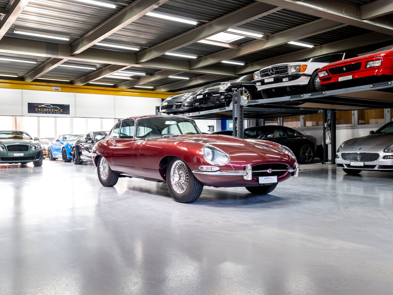 JAGUAR E TYPE 4.2 SERIE 1.5, Petrol, Second hand / Used, Manual - 3