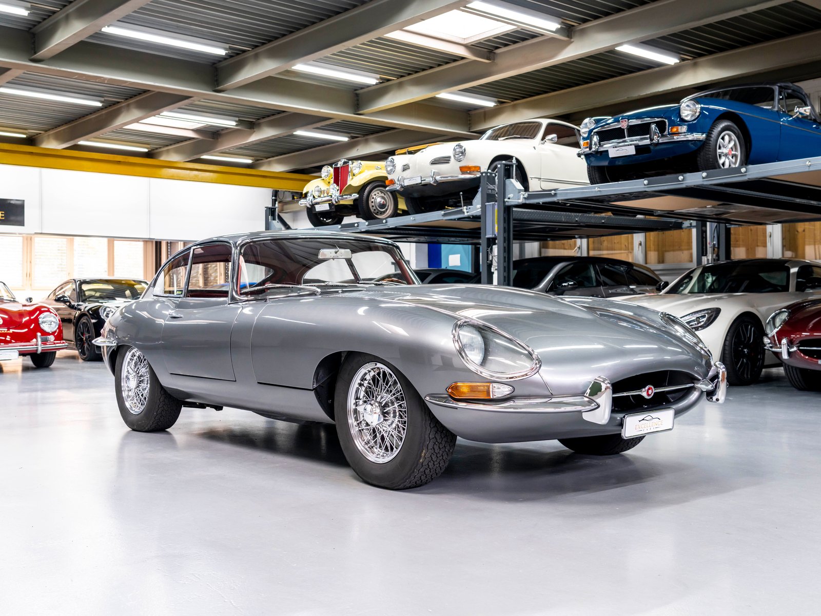 JAGUAR E-Type 4.2 Cpe Serie 1, Benzin, Occasion / Gebraucht - 3