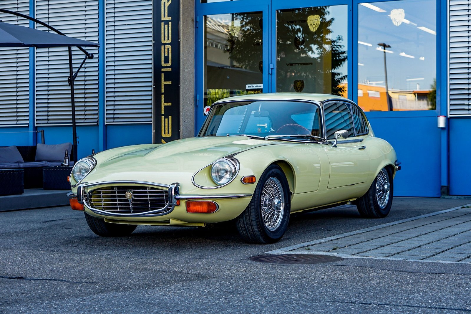 JAGUAR E-Type V12 2+2 III, Petrol, Second hand / Used, Manual - 3