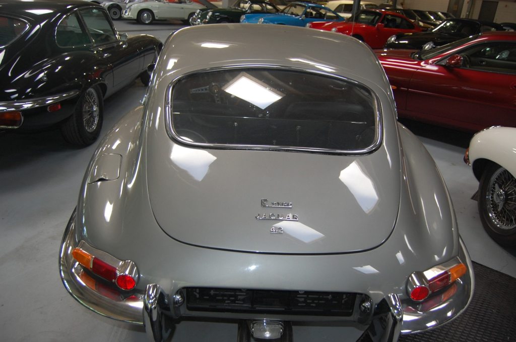 JAGUAR coupé, Petrol, Classic, Manual - 4
