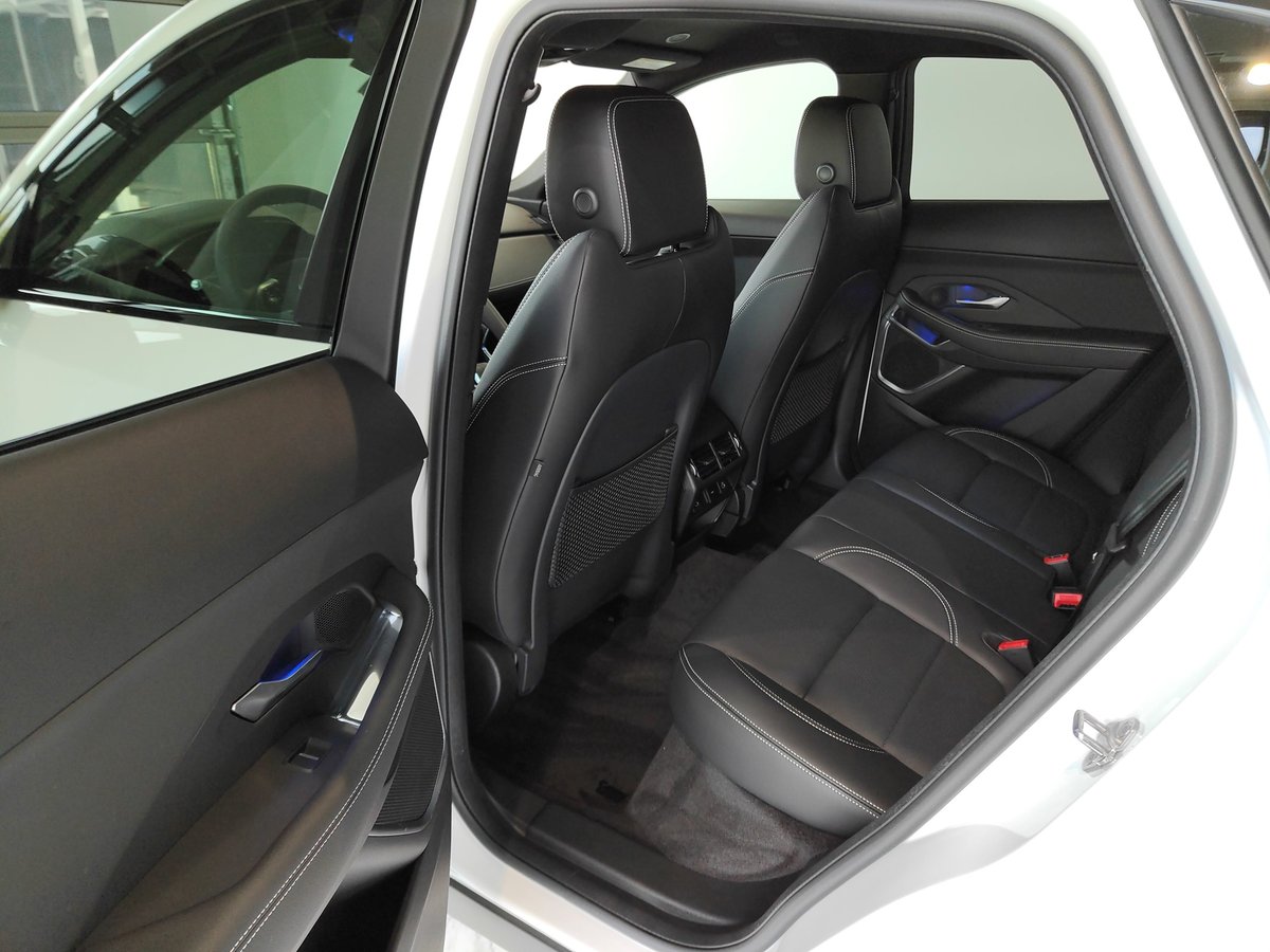 JAGUAR E-Pace 2.0 P250 R-Dynamic AWD SE, Mild-Hybrid Petrol/Electric, New car, Automatic - 7