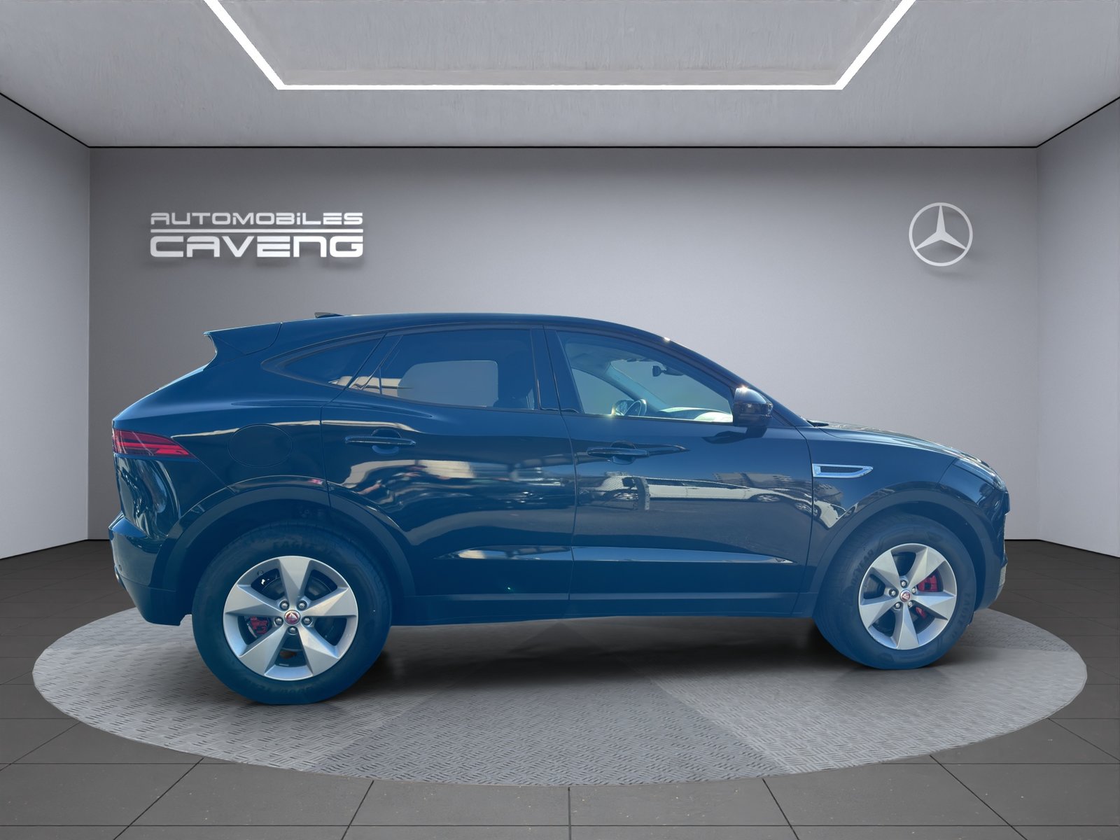 JAGUAR E-Pace 2.0 P200 AWD Automatik, Petrol, Second hand / Used, Automatic - 6