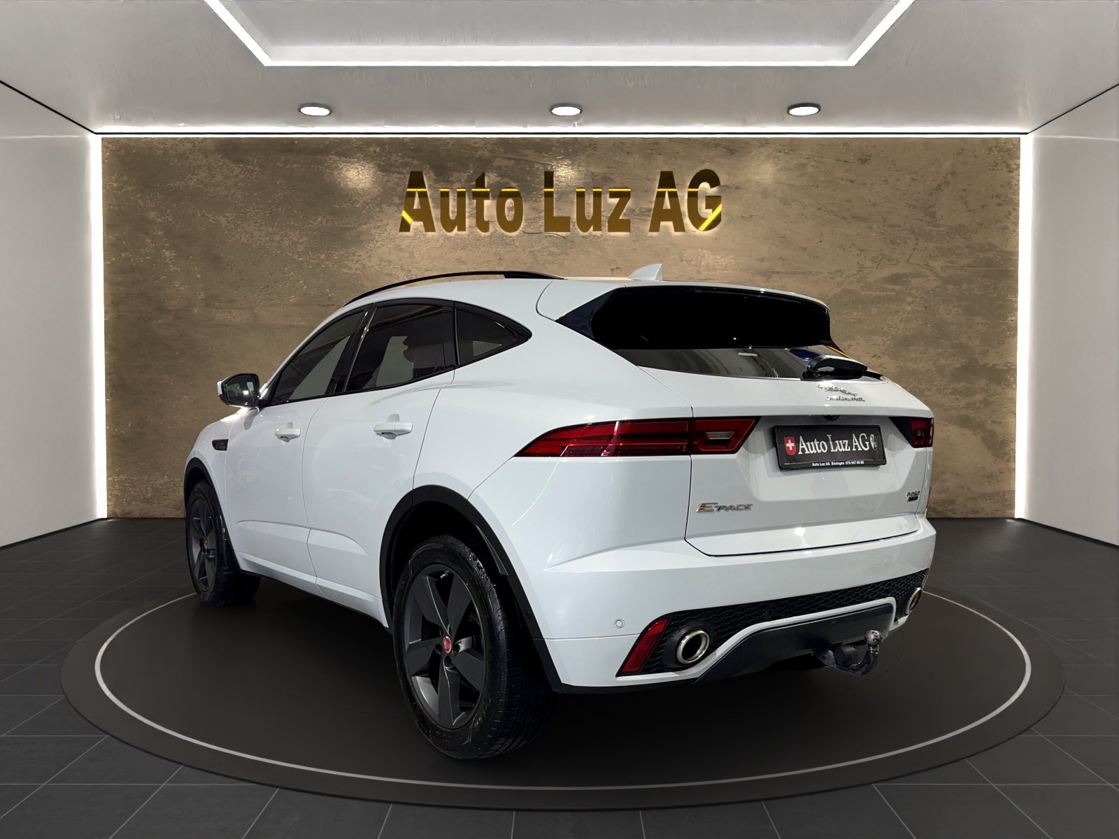 JAGUAR E-Pace 2.0 P250 R-Dynamic AWD Automatik, Petrol, Second hand / Used, Automatic - 6