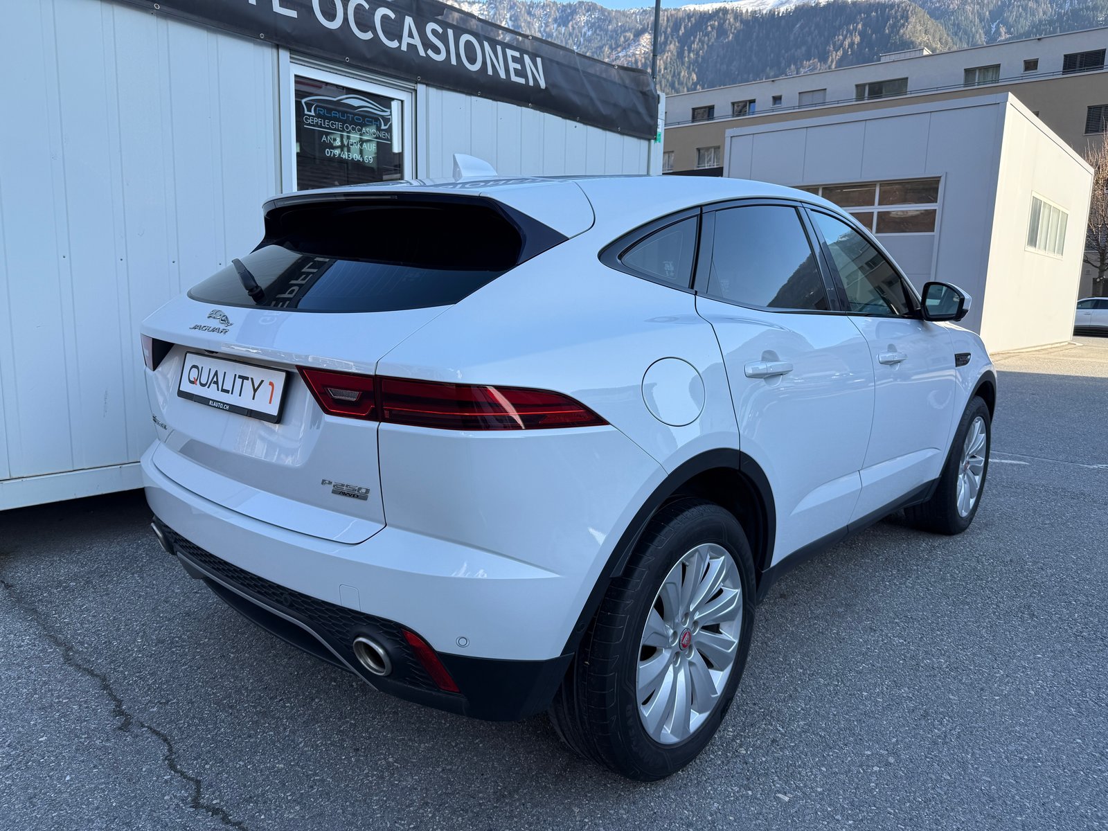 JAGUAR E-Pace 2.0 P250 S AWD Automatik, Benzina, Occasioni / Usate, Automatico - 4