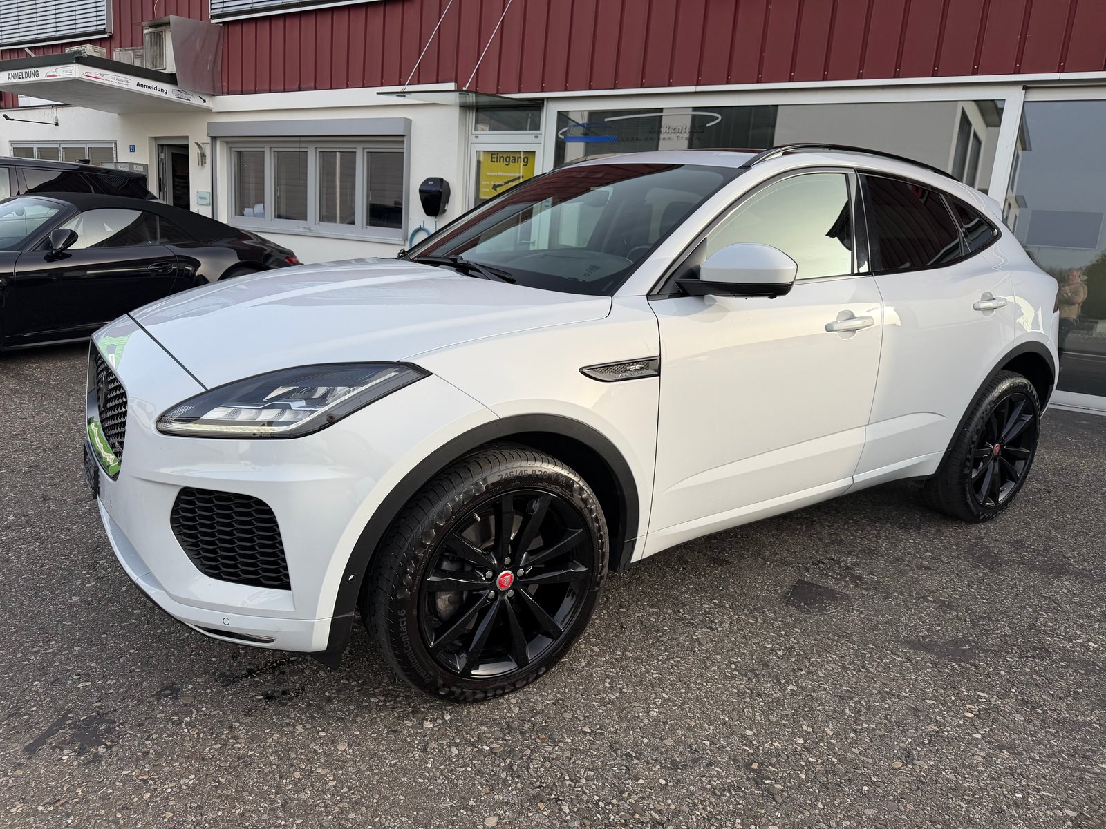 JAGUAR E-Pace 2.0d D240 R-Dynamic SE AWD Automatik, Diesel, Occasion / Gebraucht, Automatik - 2