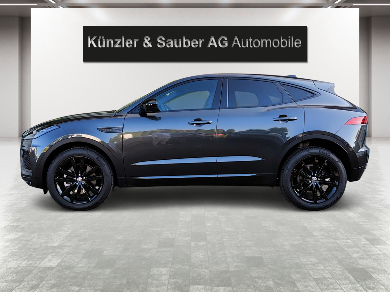JAGUAR E-Pace 2.0 P250 R-Dynamic AWD SE, Mild-Hybrid Benzin/Elektro, Occasion / Gebraucht, Automatik - 2