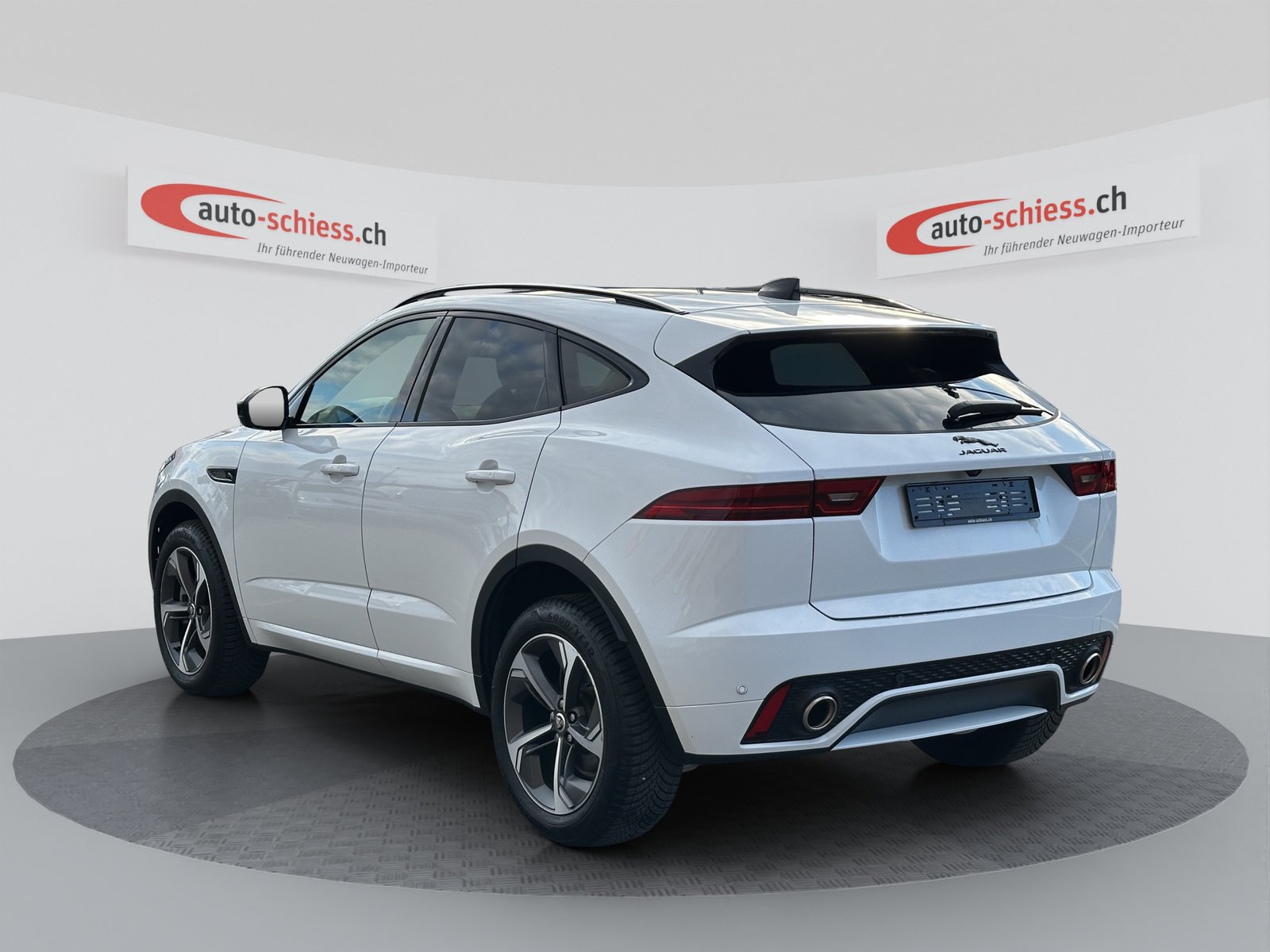 JAGUAR E-Pace 2.0 P250 R-Dynamic Black AWD SE, Mild-Hybrid Petrol/Electric, Second hand / Used, Automatic - 3