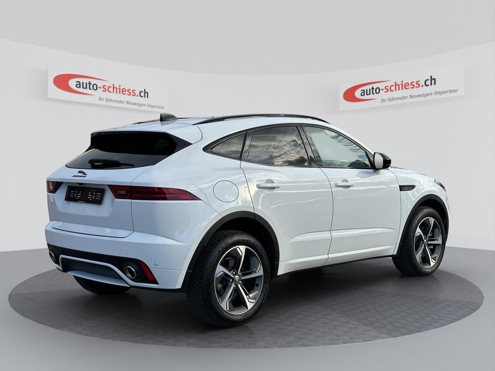 JAGUAR E-Pace 2.0 P250 R-Dynamic Black AWD SE, Mild-Hybrid Petrol/Electric, Second hand / Used, Automatic - 5