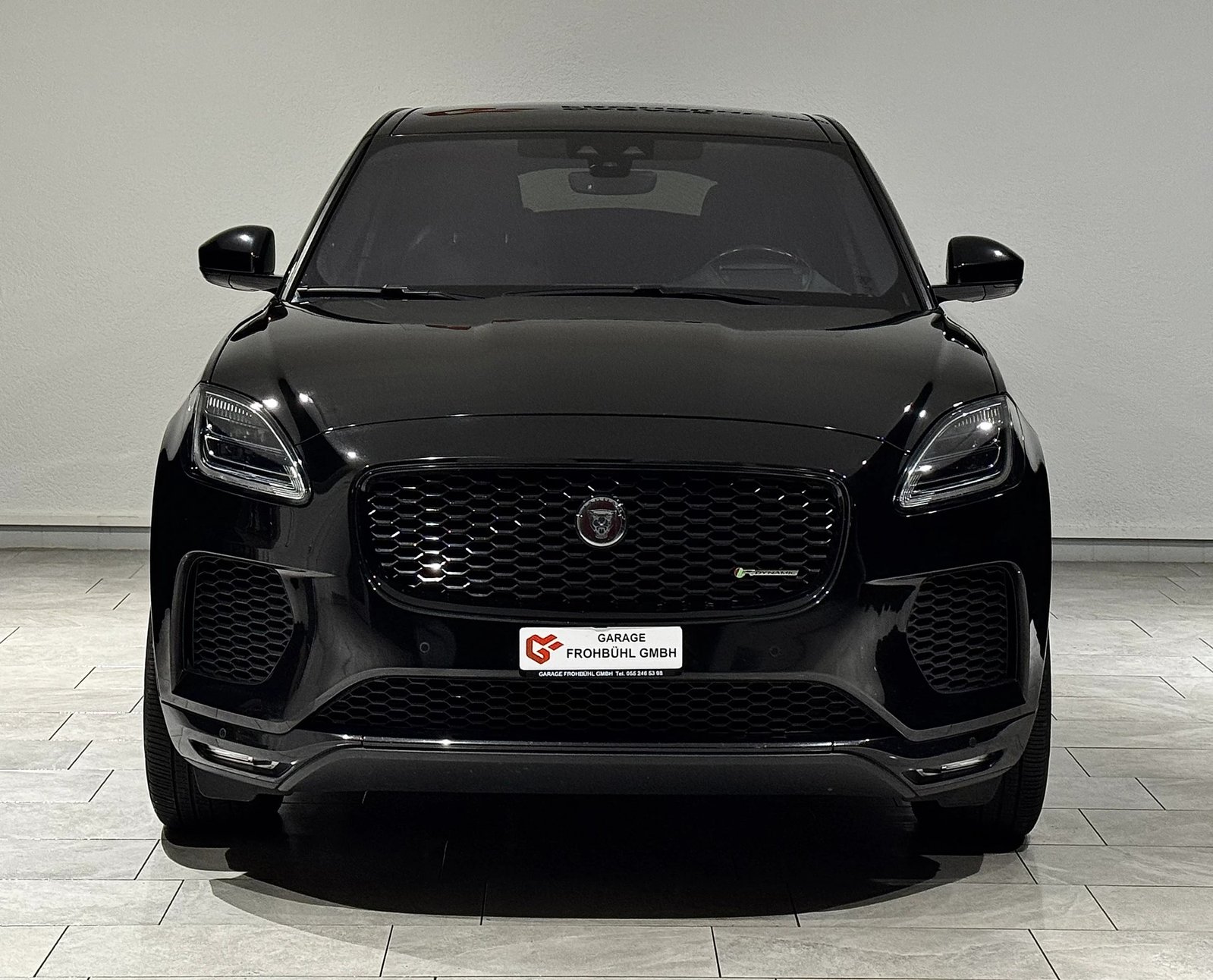 JAGUAR E-Pace 2.0 P300 R-Dynamic HSE AWD Automatik, Essence, Occasion / Utilisé, Automatique - 2