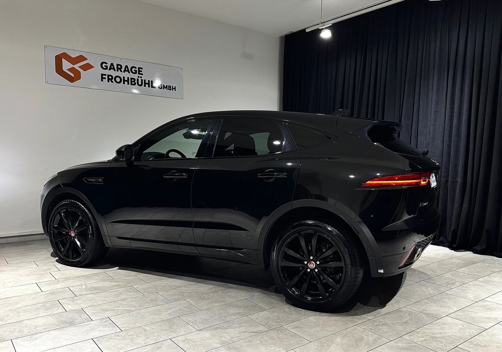 JAGUAR E-Pace 2.0 P300 R-Dynamic HSE AWD Automatik, Essence, Occasion / Utilisé, Automatique - 7