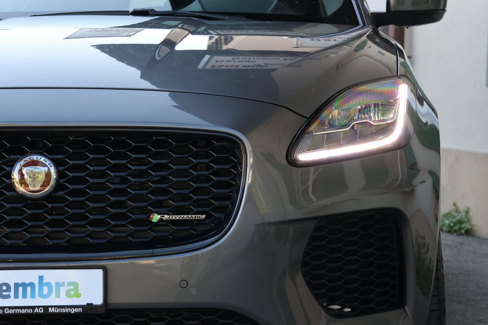 JAGUAR E-Pace 2.0d D180 R-Dynamic SE AWD Automatik, Diesel, Occasioni / Usate, Automatico - 3