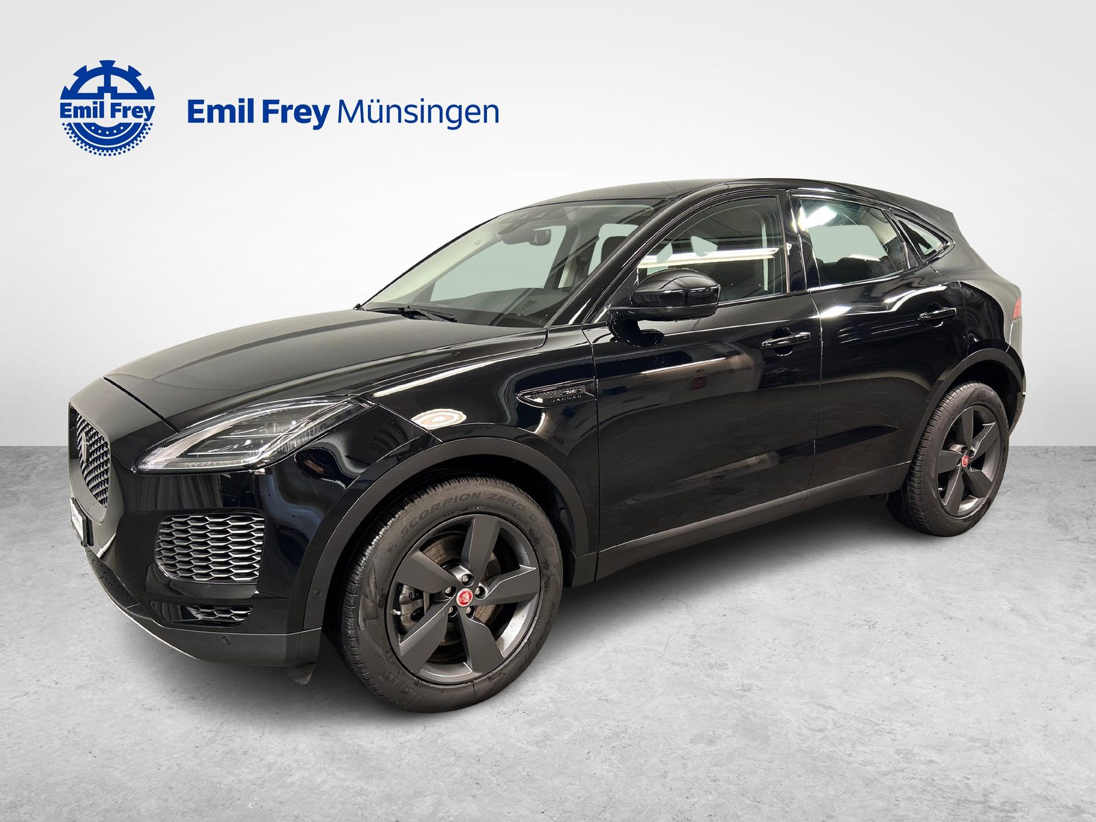JAGUAR E-Pace 2.0 T 200 SE AWD, Essence, Occasion / Utilisé, Automatique - 2