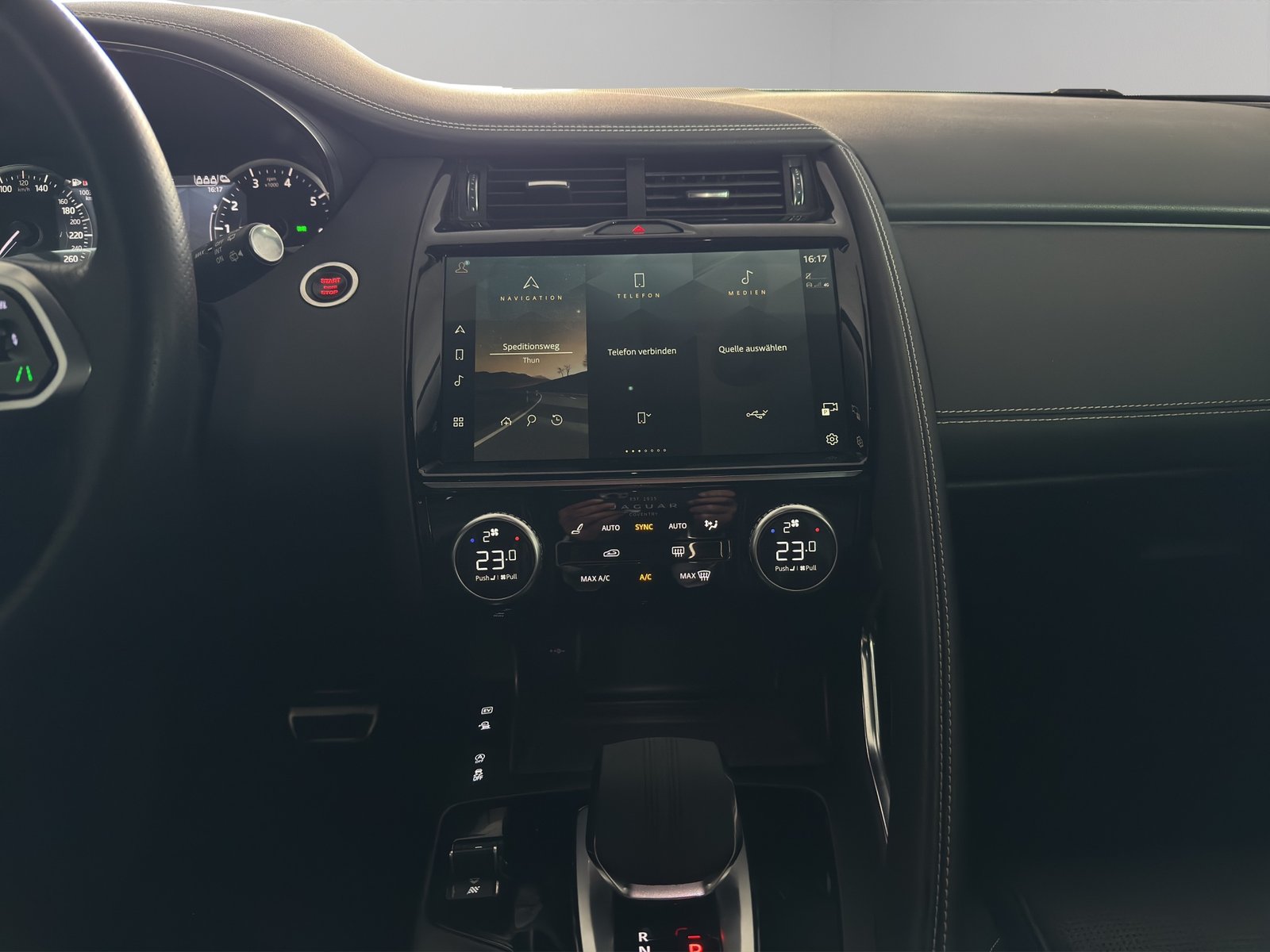 JAGUAR E-Pace 1.5 T 300e R-Dynamic S, Plug-in-Hybrid Benzin/Elektro, Occasion / Gebraucht, Automatik - 7