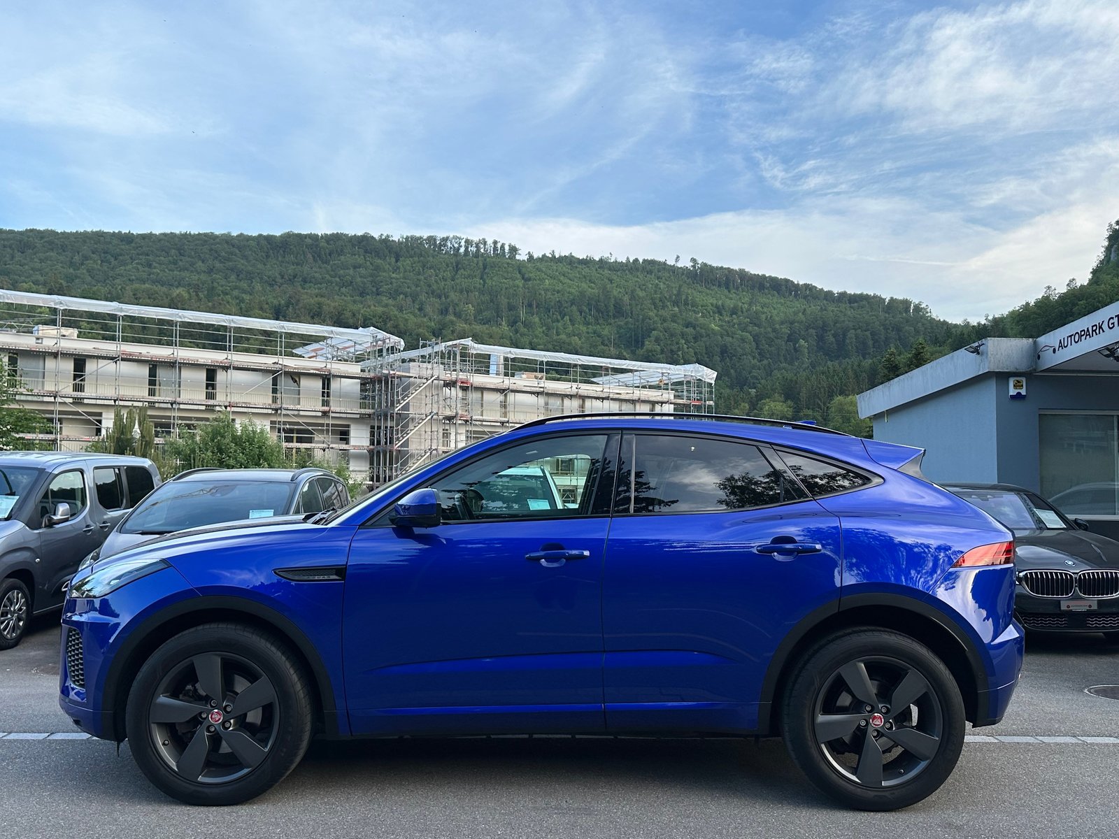 JAGUAR E-Pace 2.0d D180 R-Dynamic SE AWD Automatik, Diesel, Occasion / Utilisé, Automatique - 4