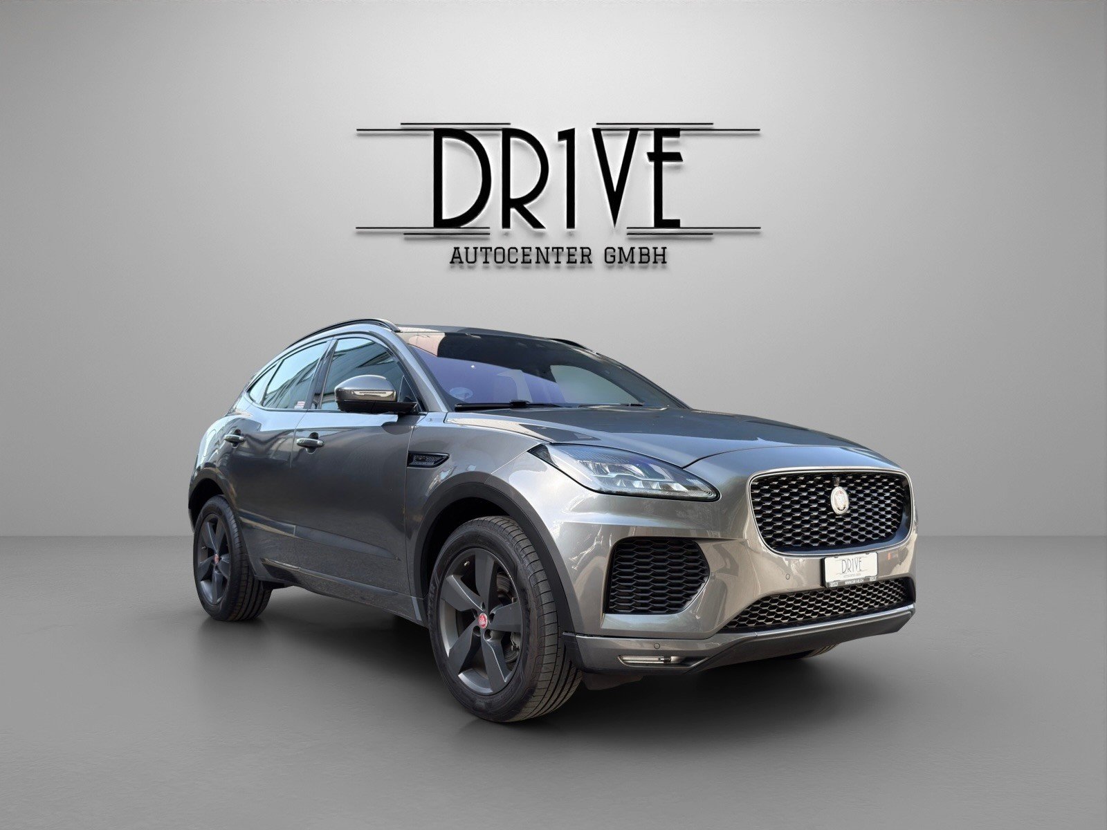 JAGUAR E-Pace 2.0d D180 AWD Automatik, Diesel, Occasion / Gebraucht, Automatik - 3