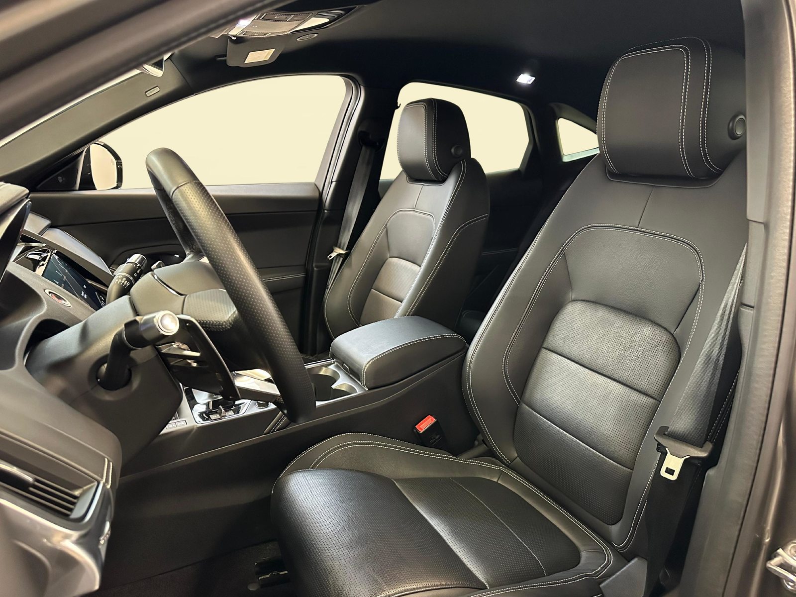 JAGUAR E-Pace 1.5 T 300e R-Dynamic S AWD, Plug-in-Hybrid Benzina/Elettrica, Occasioni / Usate, Automatico - 5