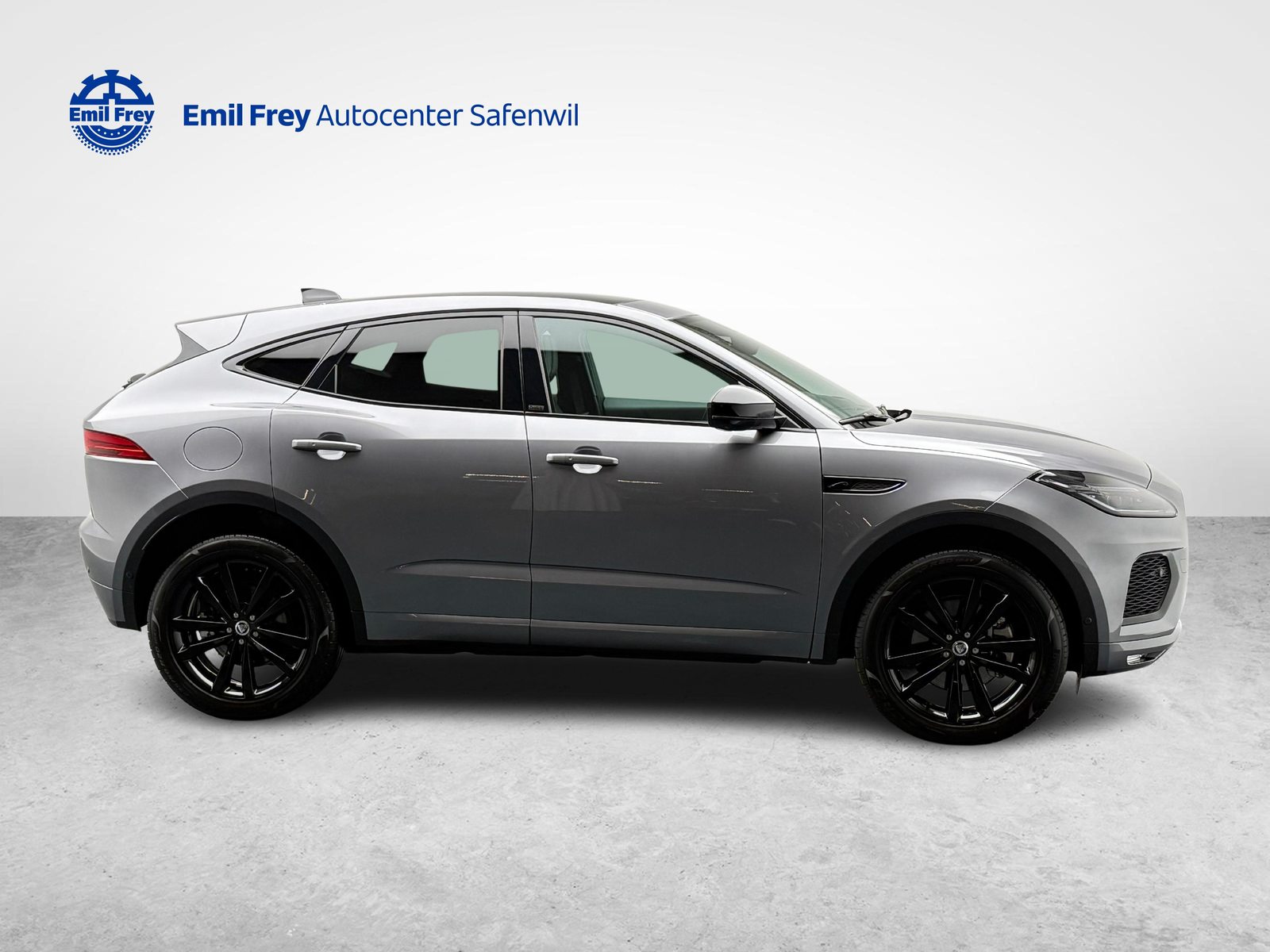 JAGUAR E-Pace 1.5 T 300e R-Dynamic SE AWD, Plug-in-Hybrid Petrol/Electric, Second hand / Used, Automatic - 6