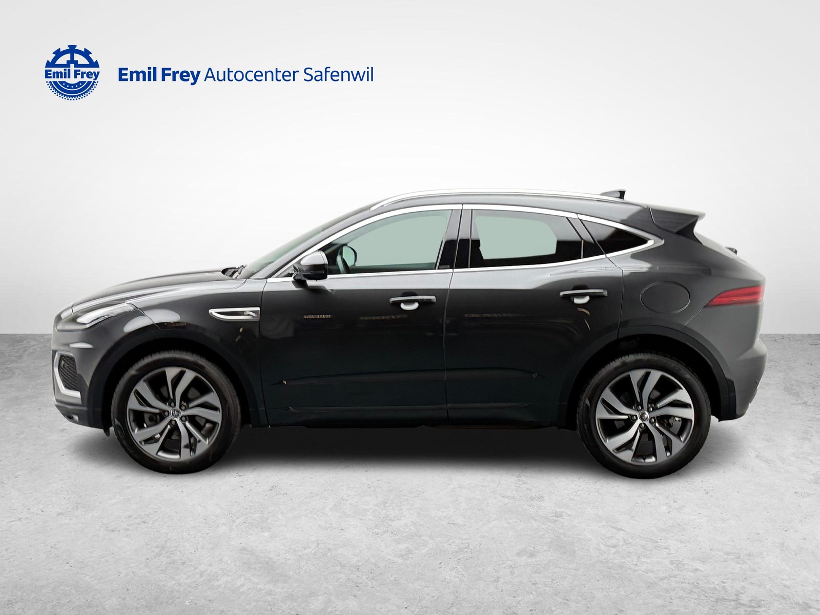 JAGUAR E-Pace 1.5 T 300e R-Dynamic SE AWD, Plug-in-Hybrid Petrol/Electric, Second hand / Used, Automatic - 2