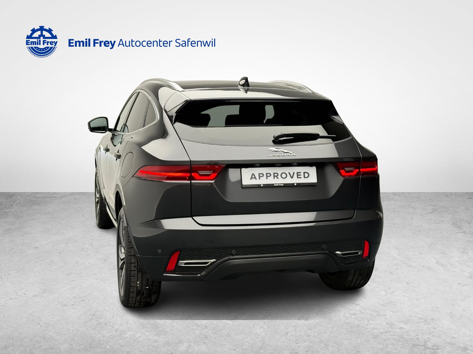 JAGUAR E-Pace 1.5 T 300e R-Dynamic SE AWD, Plug-in-Hybrid Petrol/Electric, Second hand / Used, Automatic - 3