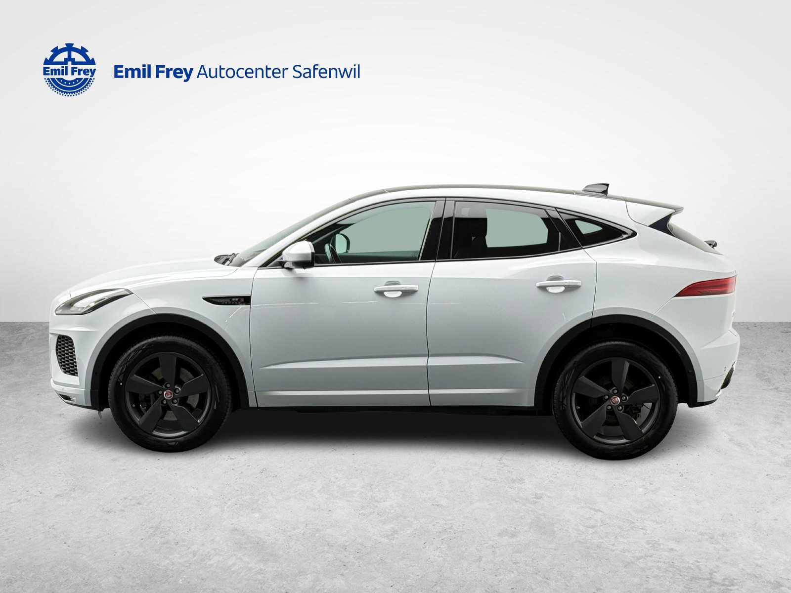 JAGUAR E-Pace 2.0 T 250 R-Dynamic SE AWD, Petrol, Second hand / Used, Automatic - 2