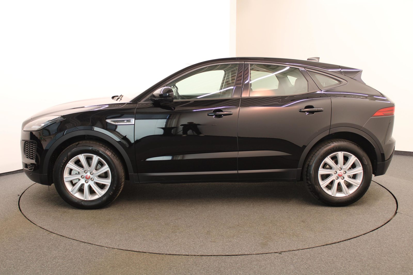 JAGUAR E-Pace 2.0 D 150 S AWD *LEASING 1.99%*, Diesel, Occasion / Gebraucht, Automatik - 3