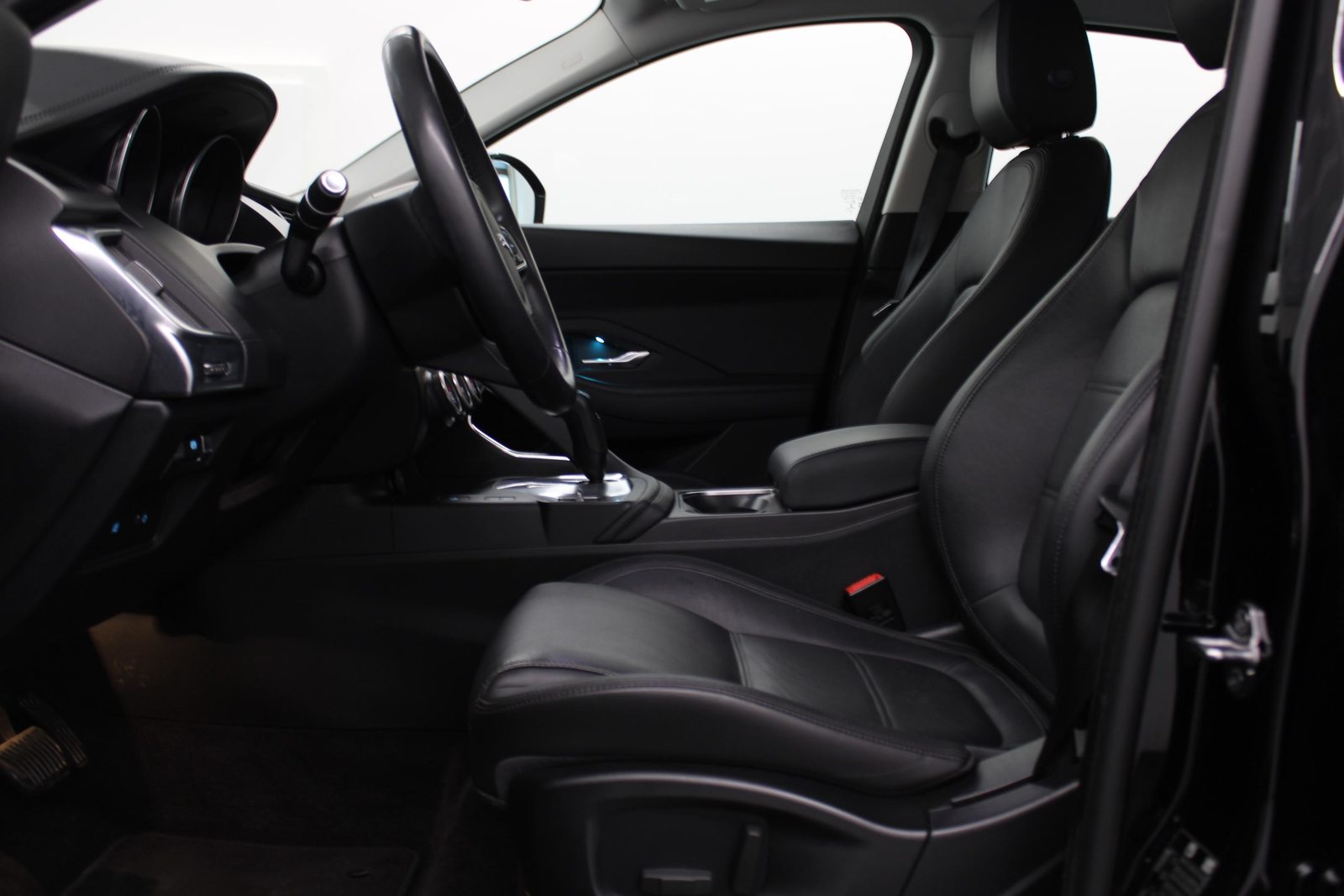 JAGUAR E-Pace 2.0 D 150 S AWD *LEASING 1.99%*, Diesel, Occasion / Gebraucht, Automatik - 5