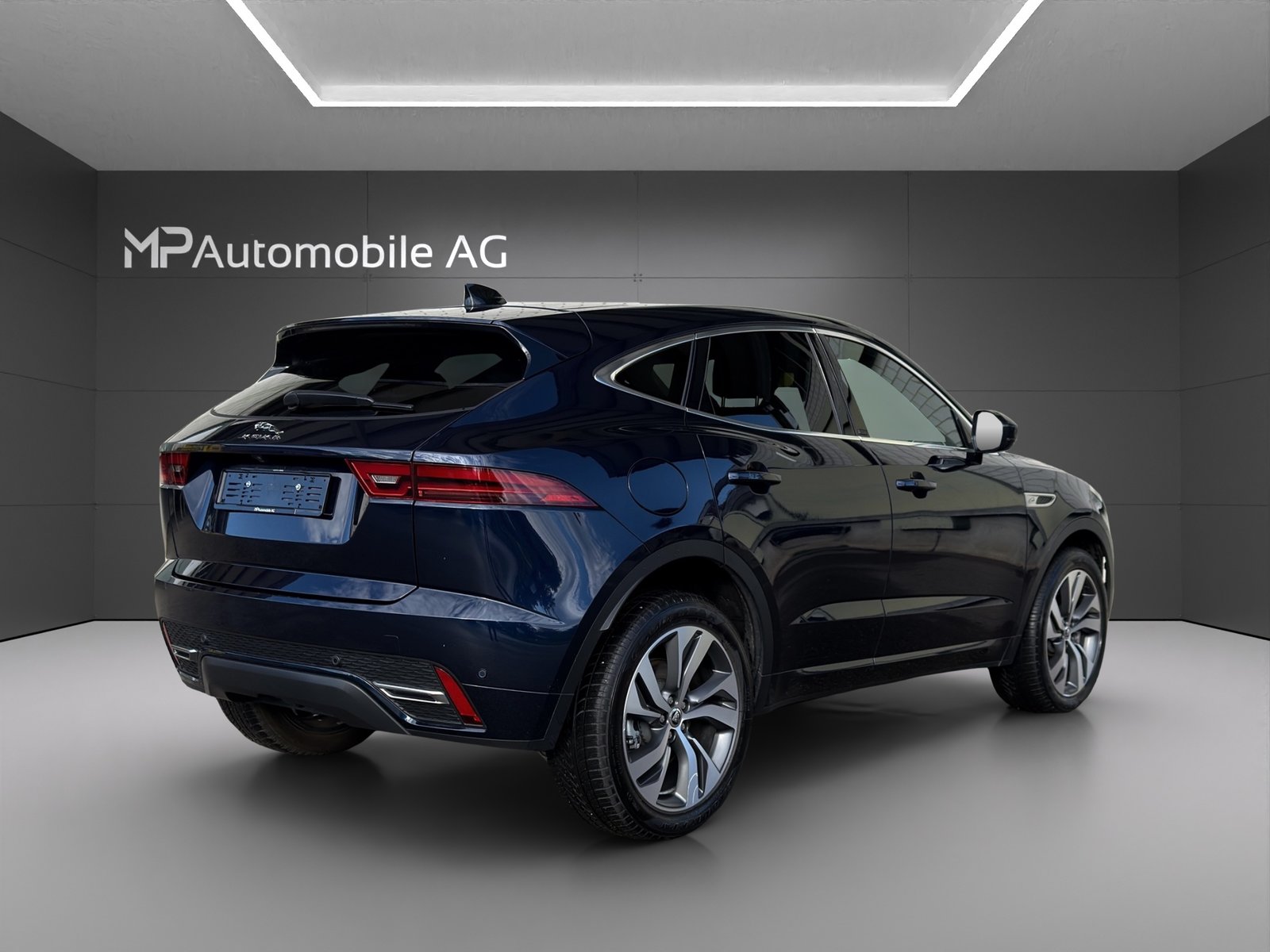 JAGUAR E-Pace 1.5 P300e R-Dynamic AWD SE, Hybride Rechargeable Essence/Électricité, Occasion / Utilisé, Automatique - 3