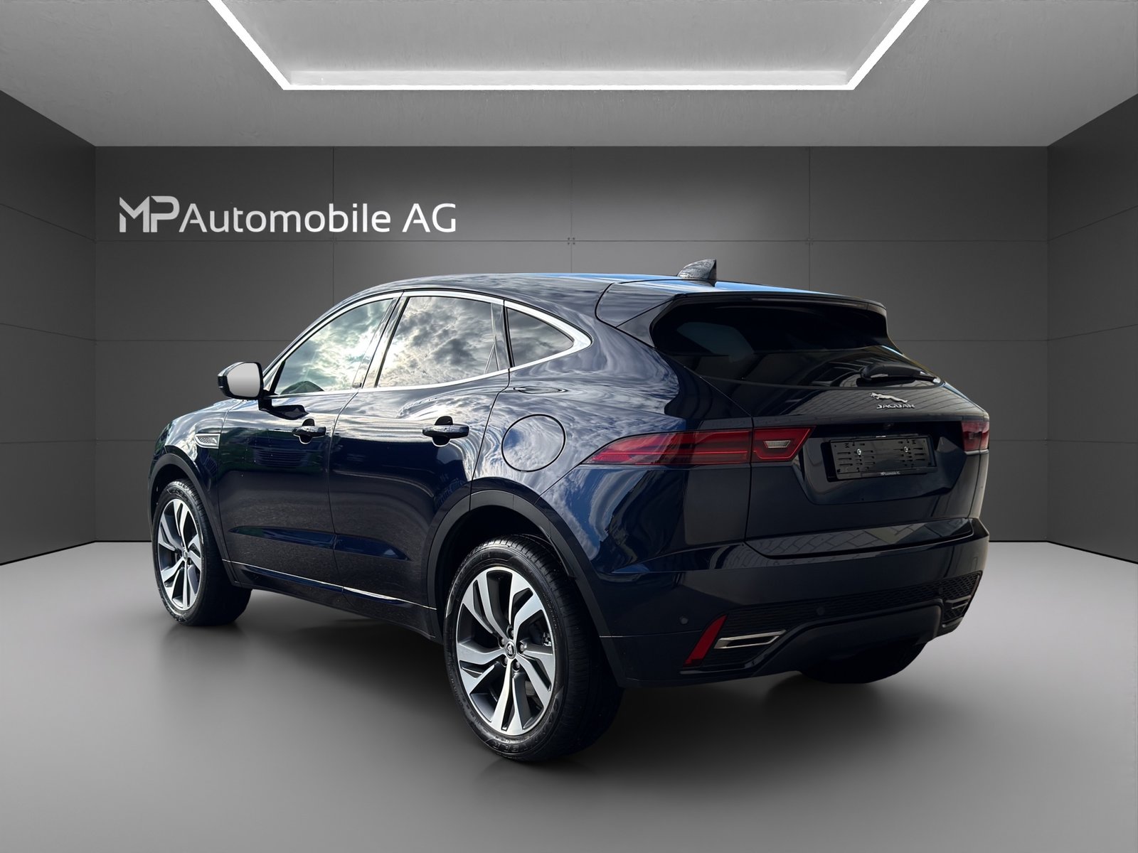JAGUAR E-Pace 1.5 P300e R-Dynamic AWD SE, Hybride Rechargeable Essence/Électricité, Occasion / Utilisé, Automatique - 5