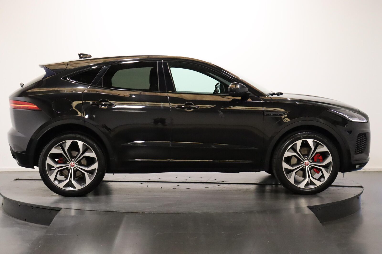 JAGUAR E-Pace 2.0 T 200 R-Dynamic S AWD, Benzina, Occasioni / Usate, Automatico - 3