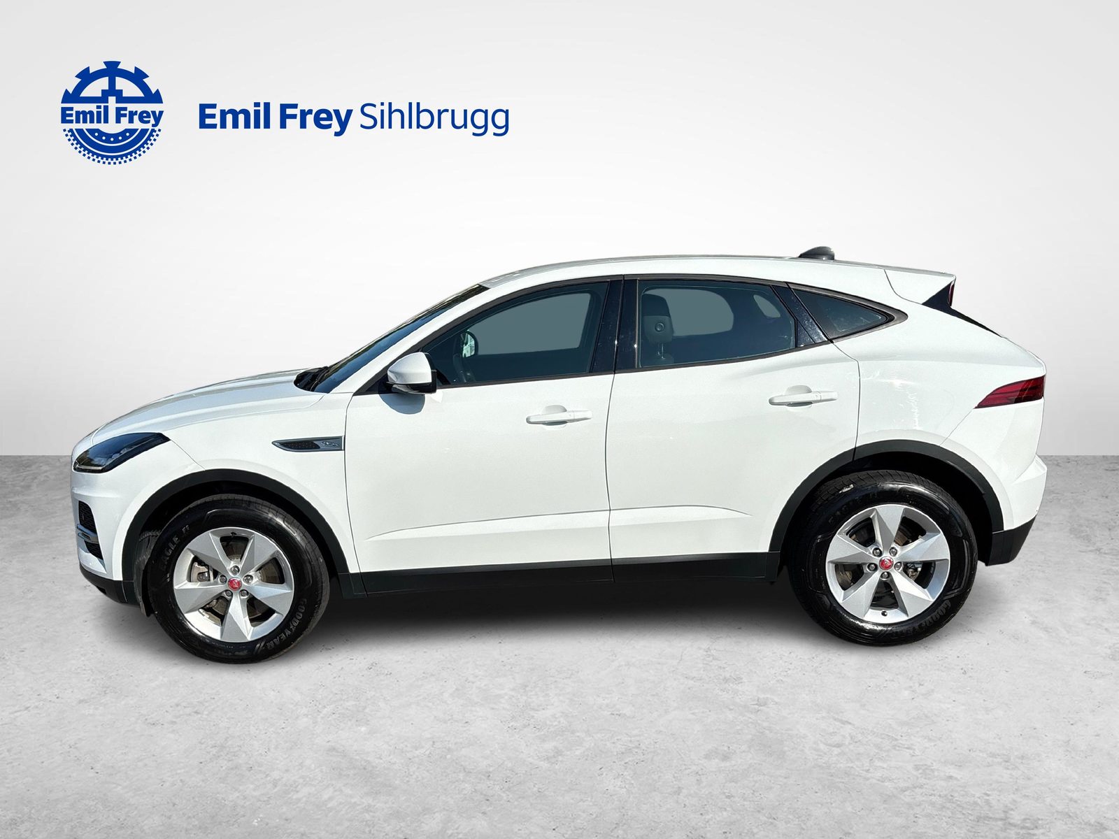 JAGUAR E-Pace 1.5 I3 S, Mild-Hybrid Benzin/Elektro, Occasion / Gebraucht, Automatik - 2
