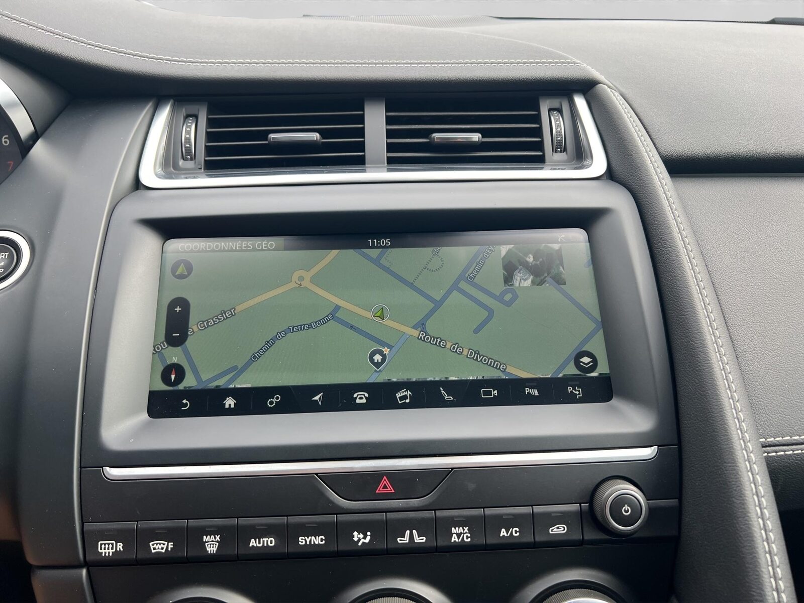 JAGUAR E-Pace 2.0 T 250 R-Dynamic SE AWD, Benzina, Occasioni / Usate, Automatico - 5