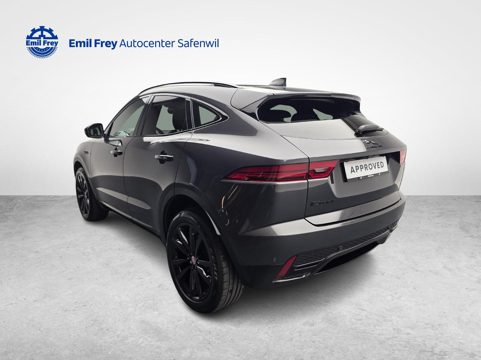 JAGUAR E-Pace 2.0 D I4 200 R-Dynamic Black AWD, Mild-Hybrid Diesel/Electric, Second hand / Used, Automatic - 3