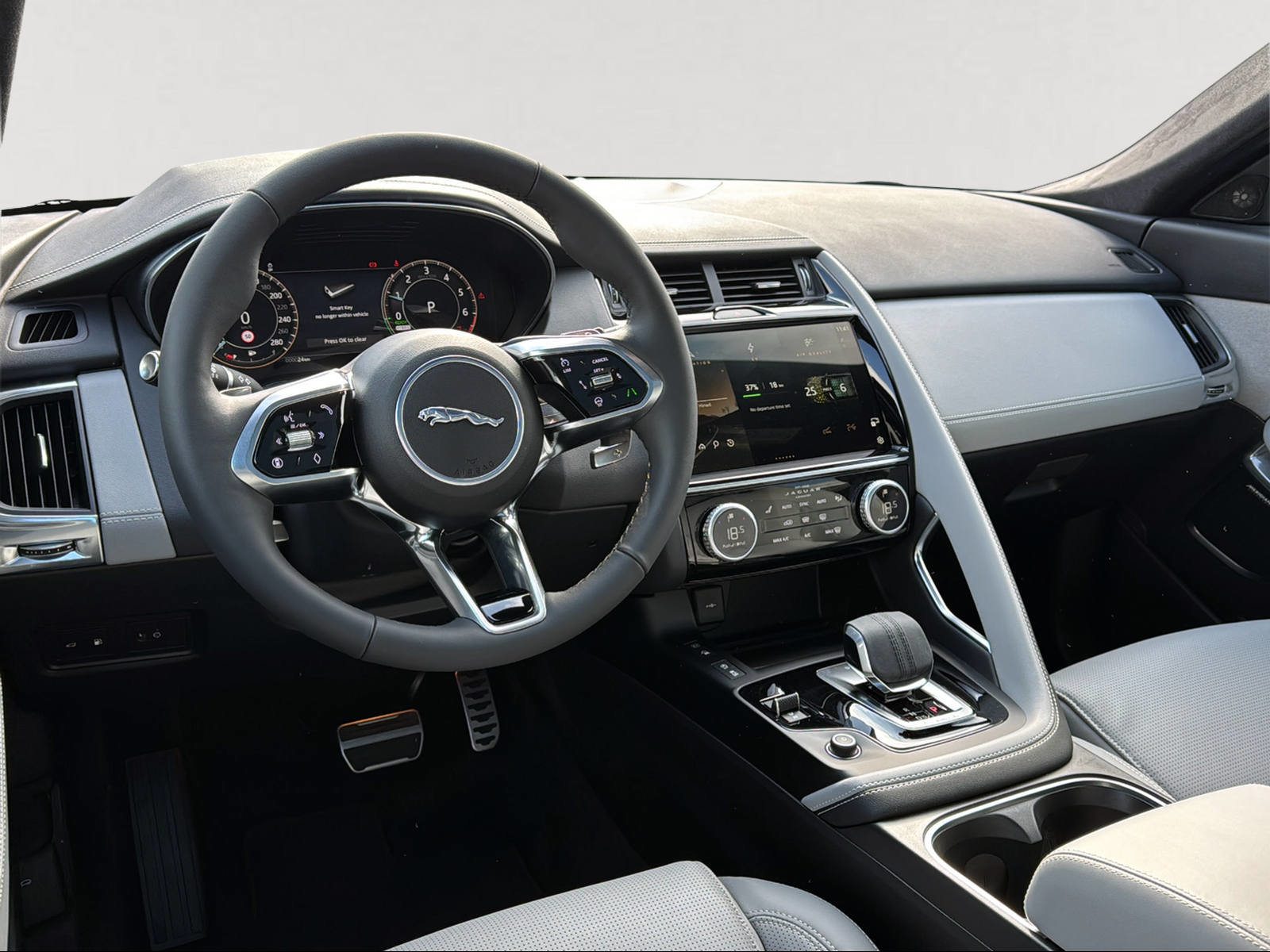 JAGUAR E-Pace 1.5 P269e R-Dynamic AWD HSE, Plug-in-Hybrid Benzin/Elektro, Vorführwagen, Automatik - 7
